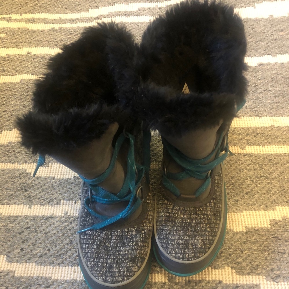 Sorel snow boots